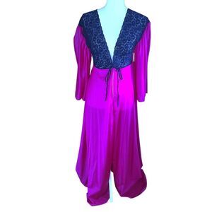 vintage shirley of hollywood dressing gown fuschia pink black lace one size
